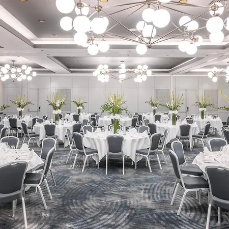 Marriott Grand Place Hotel