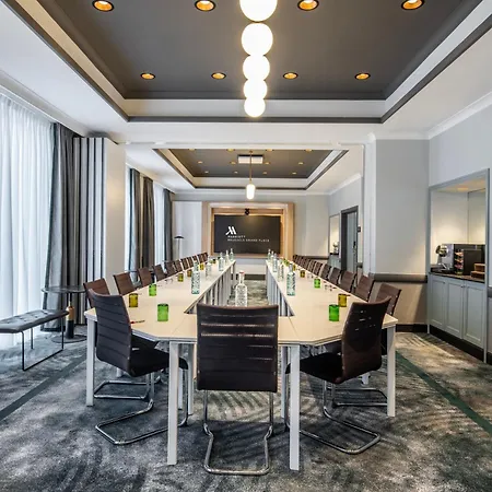 Hotel Marriott Grand Place 4*